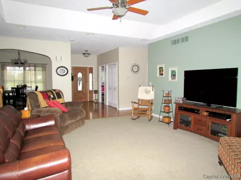 335 Bourbon, Springfield, IL 62707 photo 5