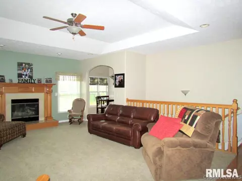 335 Bourbon, Springfield, IL 62707 photo 6