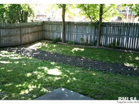 2631 Cardifs, Springfield, IL 62704 photo 7