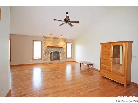 3301 Elderberry, Springfield, IL 62707 photo 3