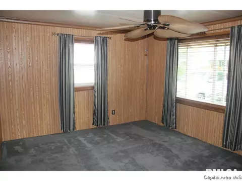 2241 E Converse Ave, Springfield, IL 62702 photo 5