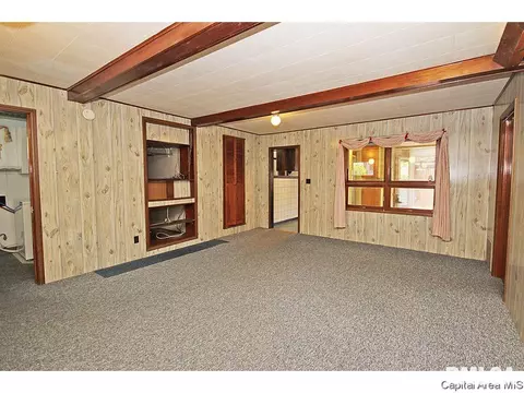 614 W Edwards, Springfield, IL 62704 photo 3