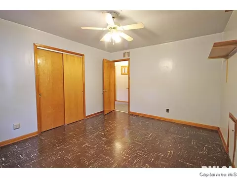 614 W Edwards, Springfield, IL 62704 photo 29
