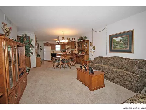 5236 Carlton, Springfield, IL 62703 photo 3