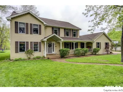 3821 W Bluffs Rd, Springfield, IL 62711 photo 1