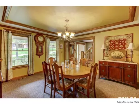 3821 W Bluffs Rd, Springfield, IL 62711 photo 10