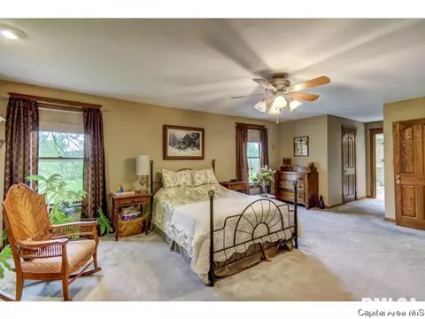 3821 W Bluffs Rd, Springfield, IL 62711 photo 16