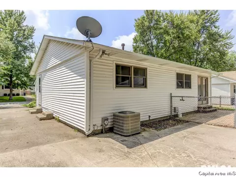 2317 Stokebridge, Springfield, IL 62702 photo 28