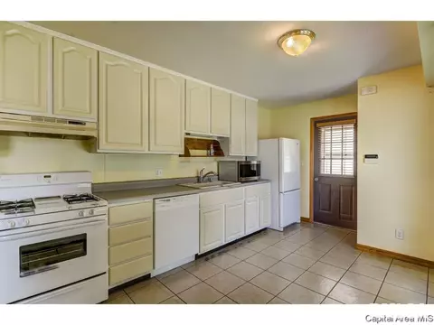 2317 Stokebridge, Springfield, IL 62702 photo 10