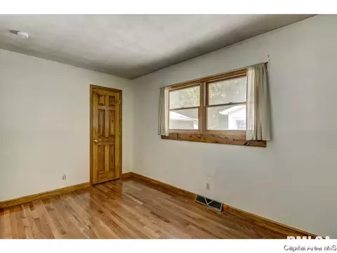 2317 Stokebridge, Springfield, IL 62702 photo 24