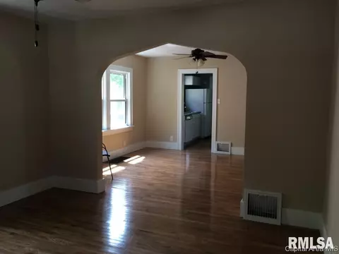 2515 S 6th Street St, Springfield, IL 62703 photo 6