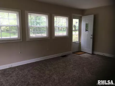 1232 W Maple Ave S, Springfield, IL 62704 photo 3
