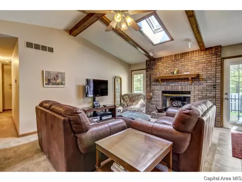 1504 Devonwood, Springfield, IL 62704 photo 17