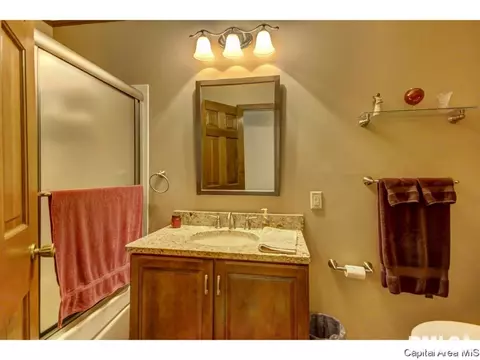 1504 Devonwood, Springfield, IL 62704 photo 21