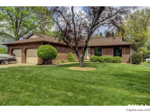 1504 Devonwood, Springfield, IL 62704 photo 1