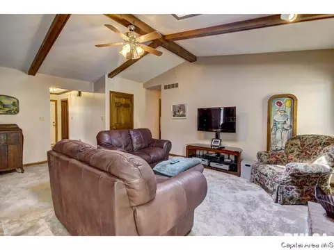 1504 Devonwood, Springfield, IL 62704 photo 16