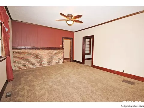 307 W Main, Thayer, IL 62689 photo 4