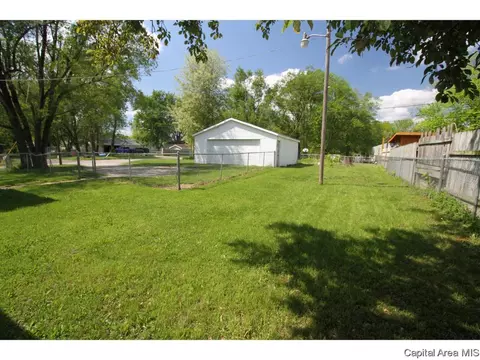 301 E Houston St, Springfield, IL 62707 photo 18