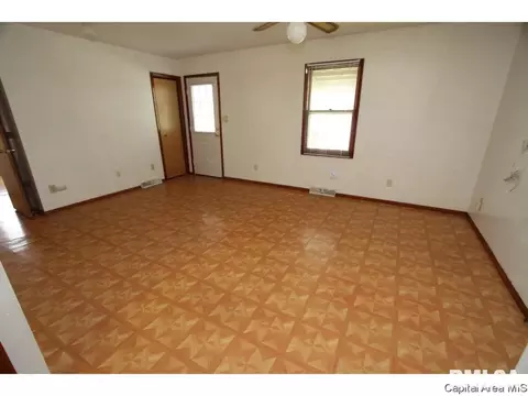 301 E Houston St, Springfield, IL 62707 photo 25
