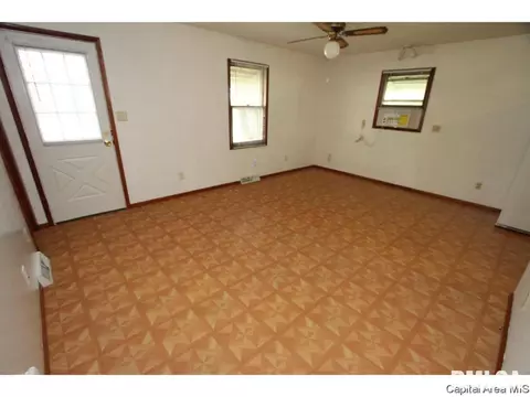 301 E Houston St, Springfield, IL 62707 photo 26