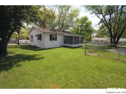 301 E Houston St, Springfield, IL 62707 photo 19