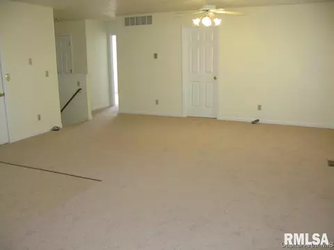 1529 Maureen Ct, Springfield, IL 62702 photo 6