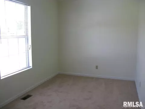 1529 Maureen Ct, Springfield, IL 62702 photo 7