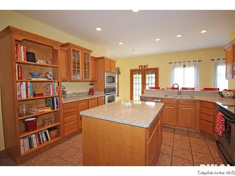 4300 Creek Dr, Springfield, IL 62711 photo 11