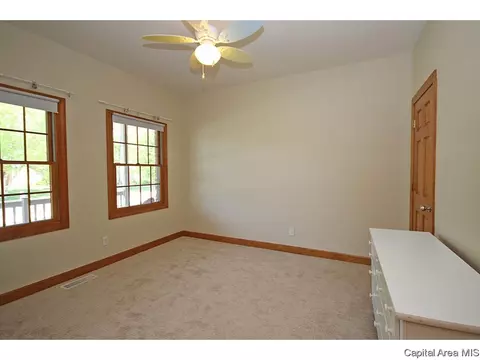 4300 Creek Dr, Springfield, IL 62711 photo 21
