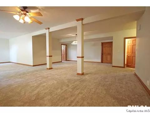 4300 Creek Dr, Springfield, IL 62711 photo 28