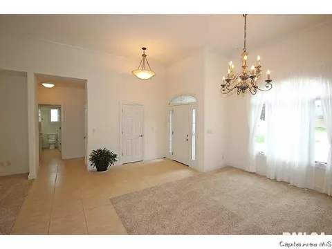 3113 Ironlake, Springfield, IL 62711 photo 4