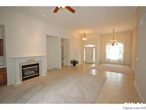 3113 Ironlake, Springfield, IL 62711 photo 3