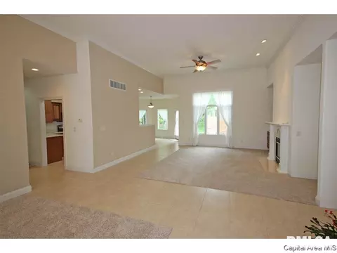 3113 Ironlake, Springfield, IL 62711 photo 7