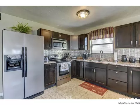 4000 Grimik, Springfield, IL 62707 photo 3
