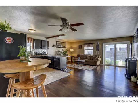 4000 Grimik, Springfield, IL 62707 photo 9