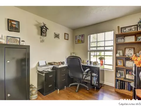4000 Grimik, Springfield, IL 62707 photo 15