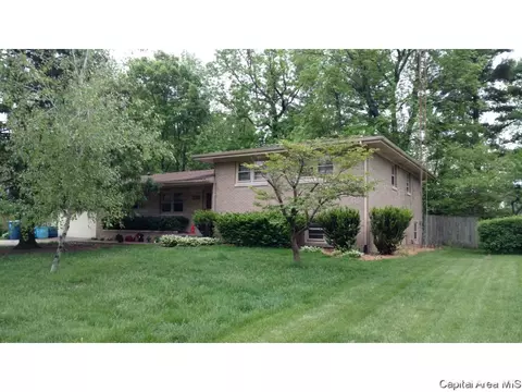 2312 Parkview Dr, Springfield, IL 62704 photo 1