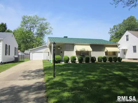 2327 S Pasfield St, Springfield, IL 62704 photo 2