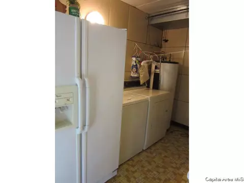 2327 S Pasfield St, Springfield, IL 62704 photo 6