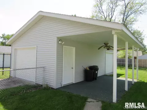 2327 S Pasfield St, Springfield, IL 62704 photo 11