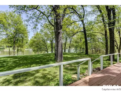 13 W Hazel Dell, Springfield, IL 62703 photo 4