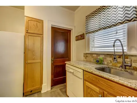 1900 S State St, Springfield, IL 62704 photo 8