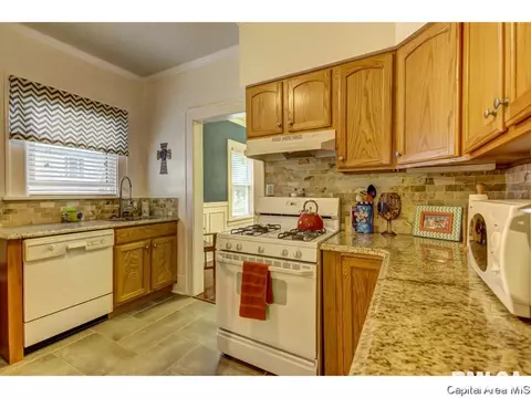 1900 S State St, Springfield, IL 62704 photo 7