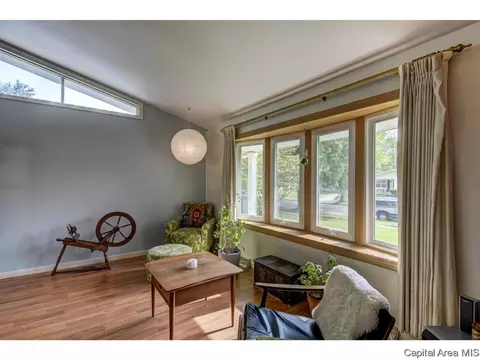 1801 Albert St, Springfield, IL 62702 photo 8