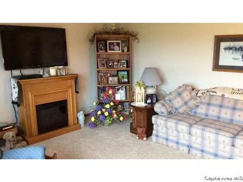 9858 Union Grove Rd, Morrison, IL 61270 photo 7