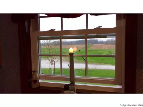 9858 Union Grove Rd, Morrison, IL 61270 photo 13