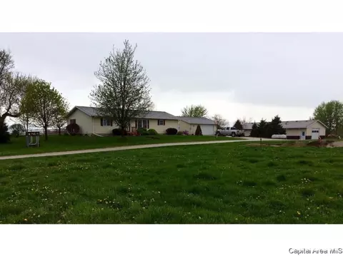 9858 Union Grove Rd, Morrison, IL 61270 photo 2