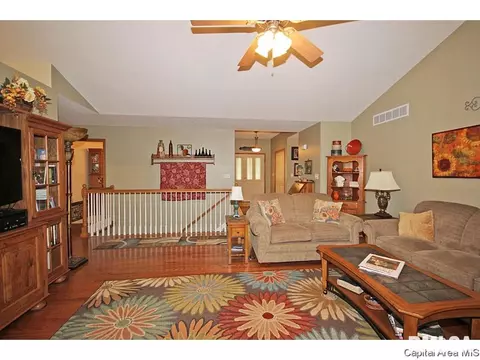 1504 Hosta, Springfield, IL 62712 photo 5