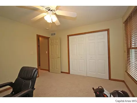1504 Hosta, Springfield, IL 62712 photo 15