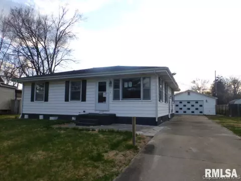 2335 S 15th, Springfield, IL 62703 photo 1